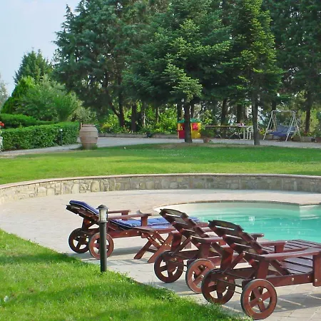 Perugia Sleeps 7 Air Con Apartment