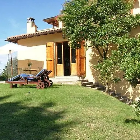 Apartment Perugia Sleeps 7 Air Con